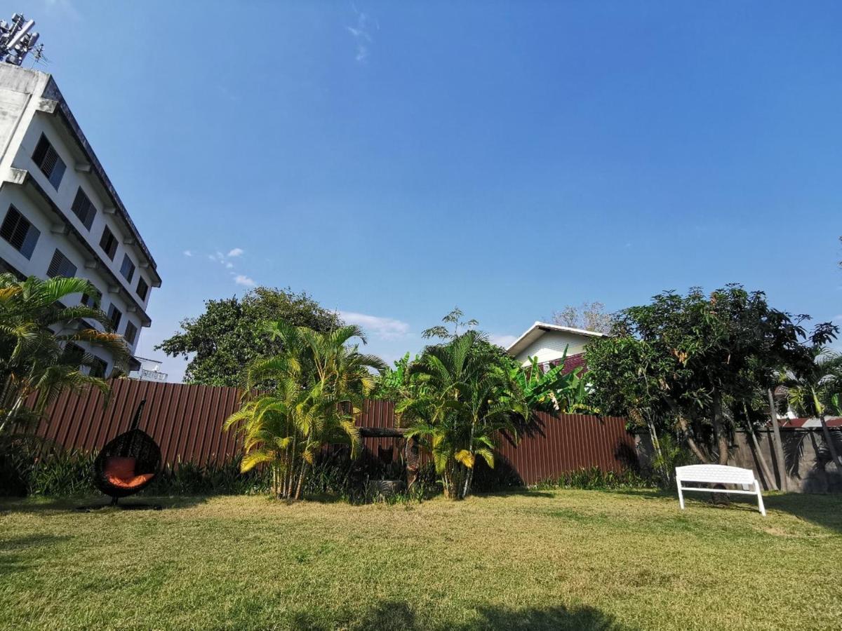 Hotel De Wualai-Sha Extra Plus Chiang Mai Dış mekan fotoğraf