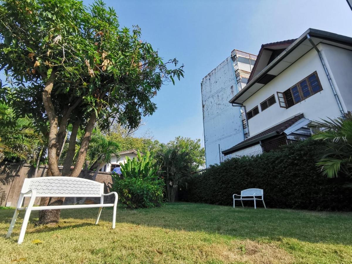 Hotel De Wualai-Sha Extra Plus Chiang Mai Dış mekan fotoğraf